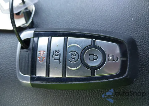 2024 Ford Escape St-Line from USA, damaged, VIN 1FMCU9MN0RUA52886